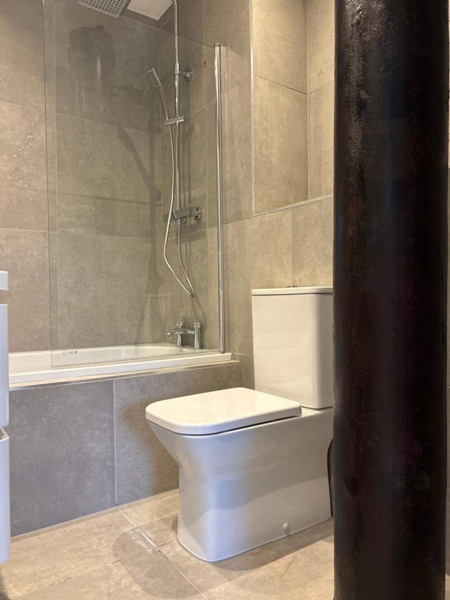 Manchester Apt, Free Parking, Business, Couples & Families 外观 照片