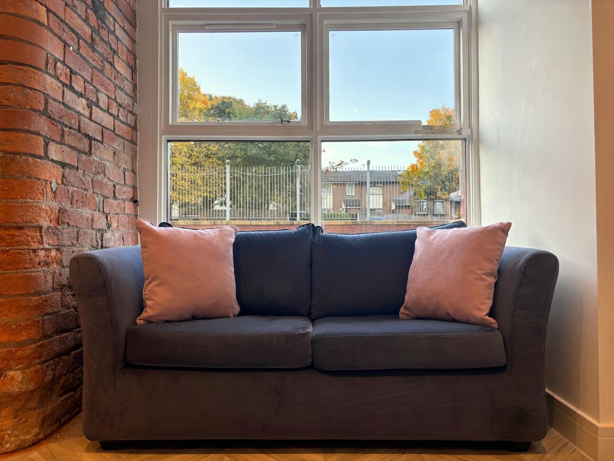 Manchester Apt, Free Parking, Business, Couples & Families 外观 照片